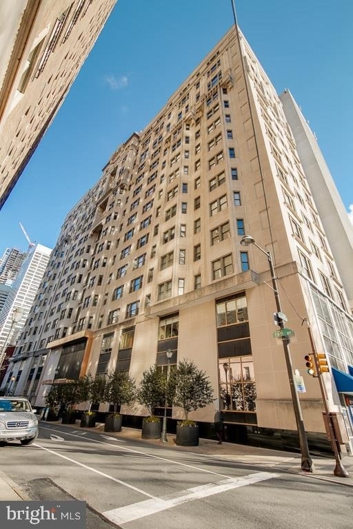 135 S 19th Street - Photo 0