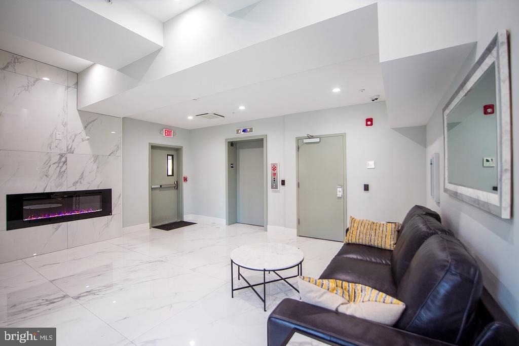 526 Brown Street - Photo 22
