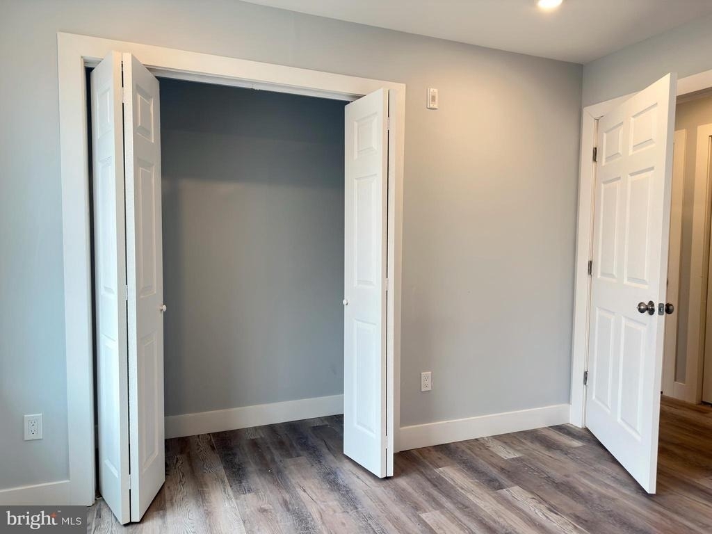 2809 S Warnock Street - Photo 9