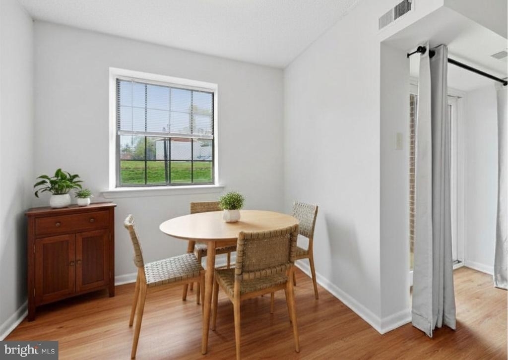 2402 Pond View Drive - Photo 15