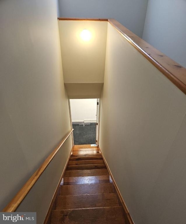 10 Broad Street E - Photo 5