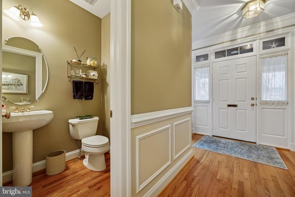 8807 Ridge Road - Photo 8