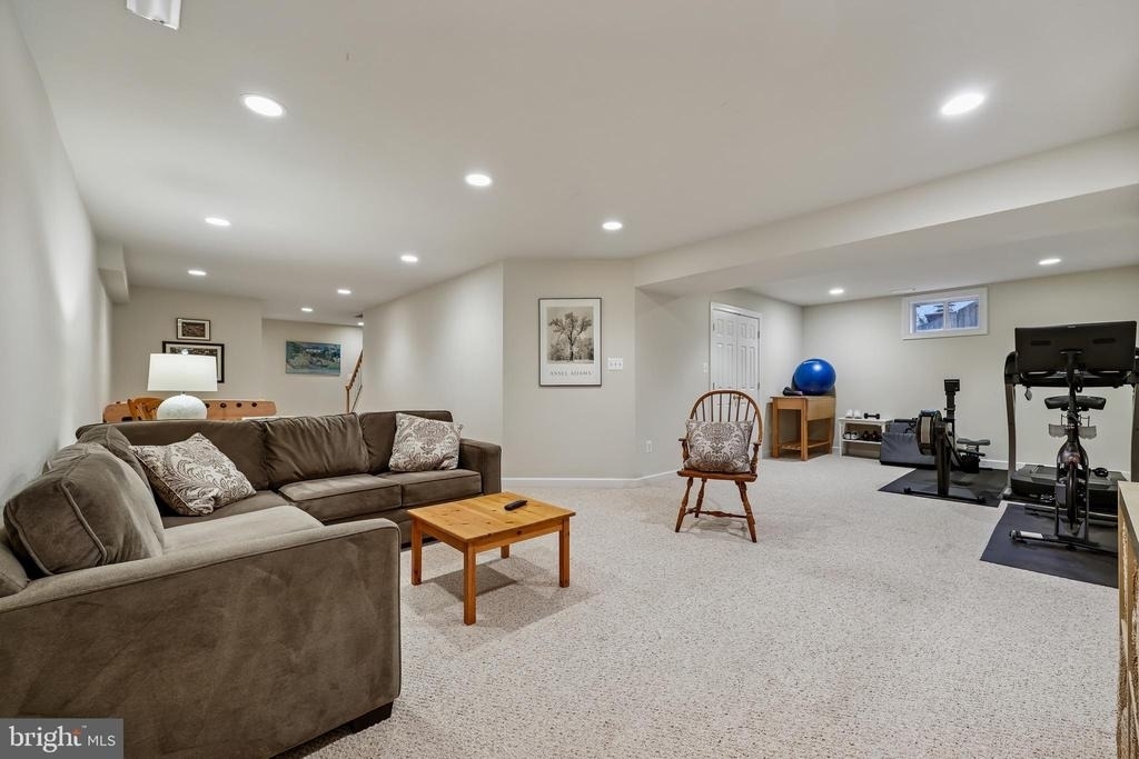8807 Ridge Road - Photo 63