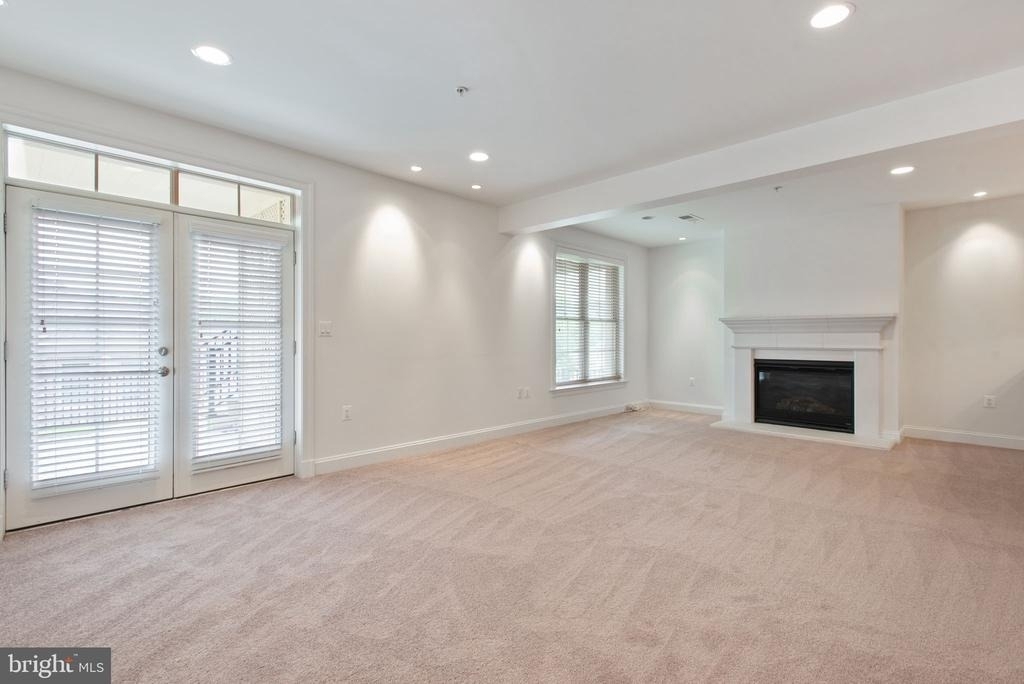 8319 Quarry Manor Terrace - Photo 57