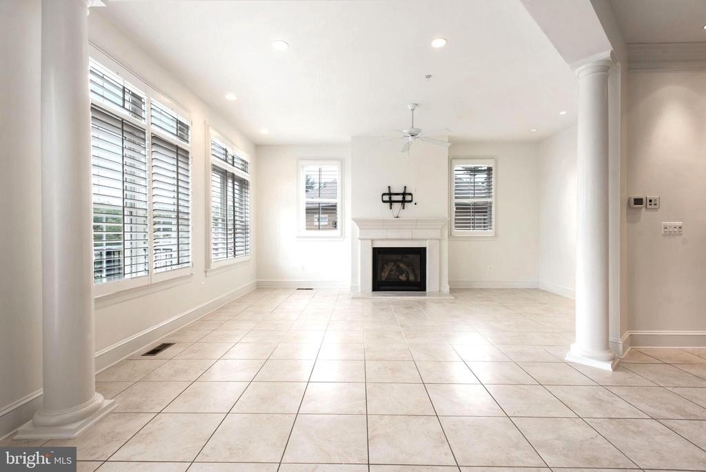 8319 Quarry Manor Terrace - Photo 16