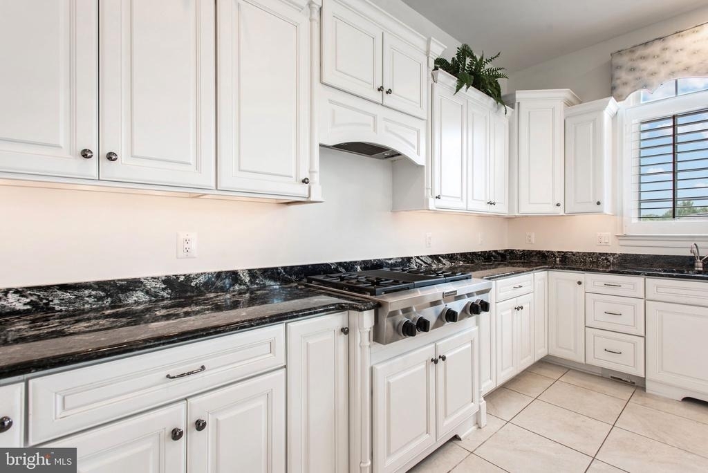 8319 Quarry Manor Terrace - Photo 26