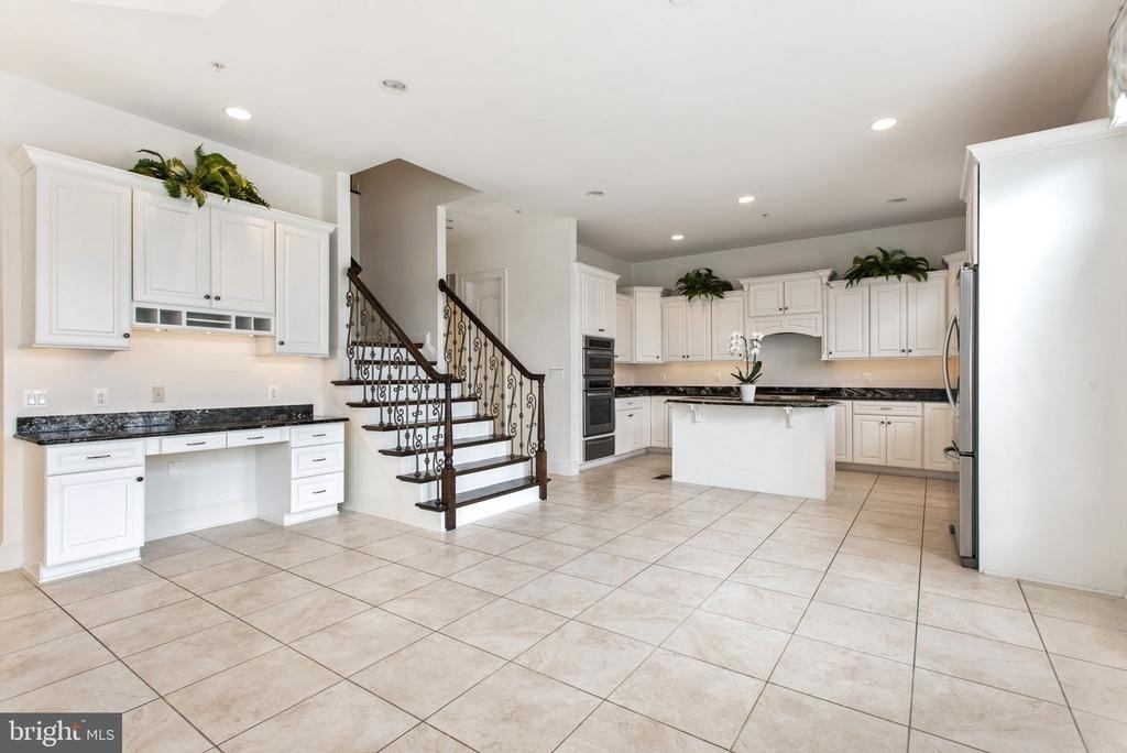 8319 Quarry Manor Terrace - Photo 24