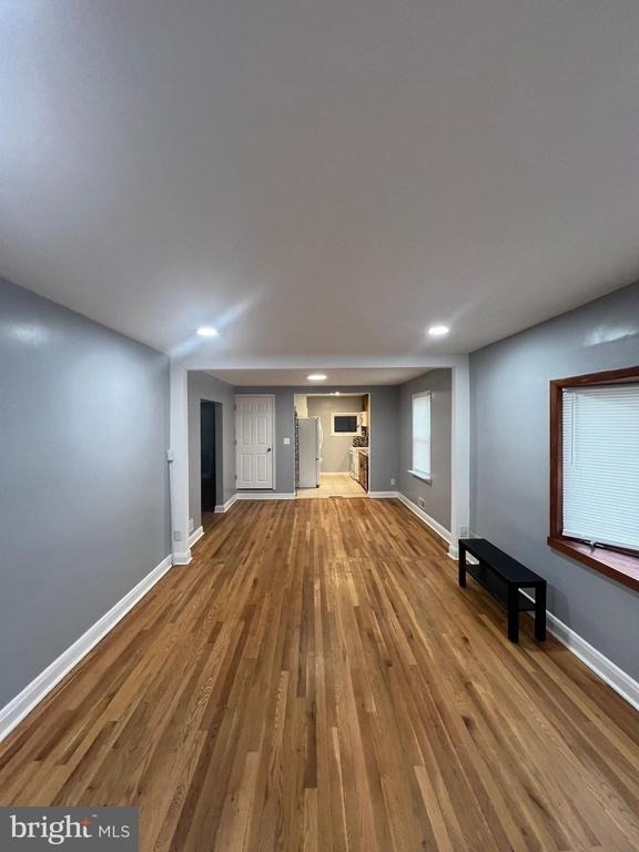 2518 Linwood Road - Photo 2