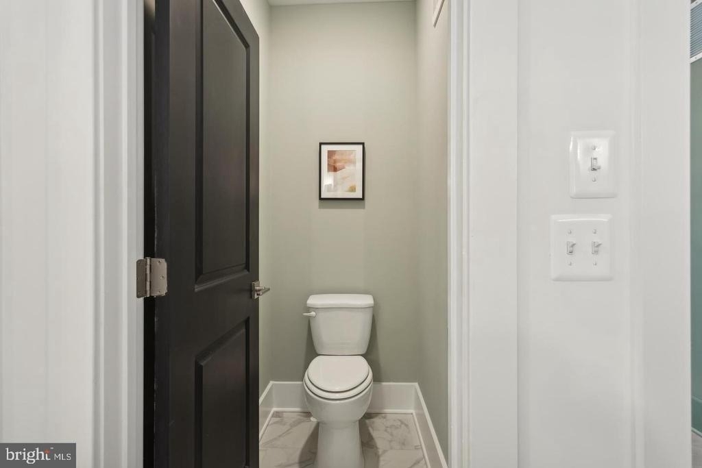 111 E Cromwell Street - Photo 28
