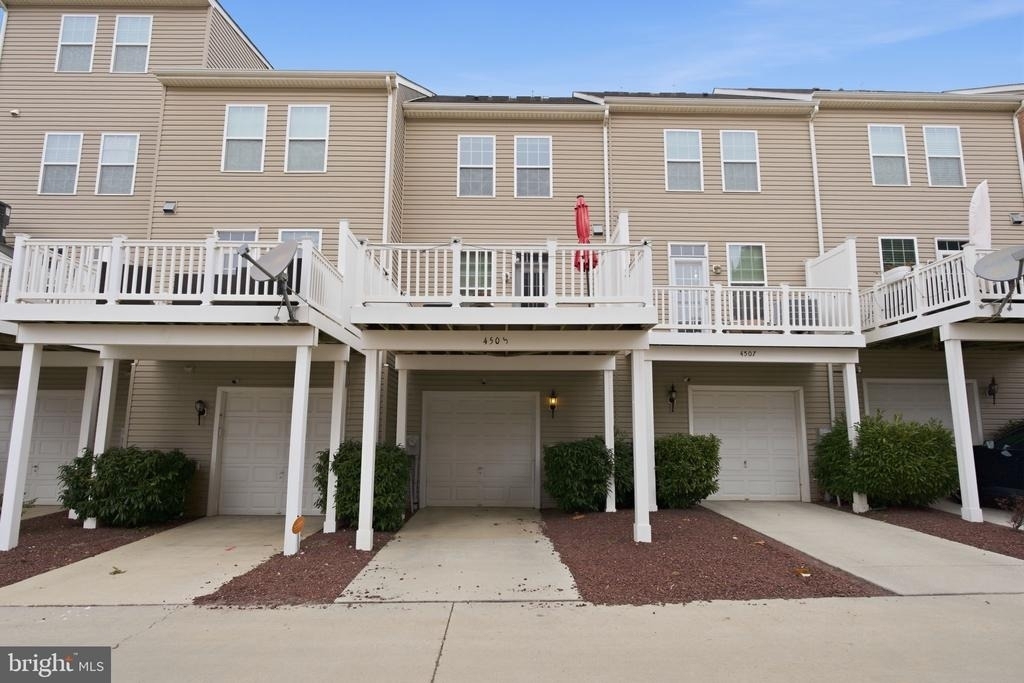 4505 Foster Avenue - Photo 34