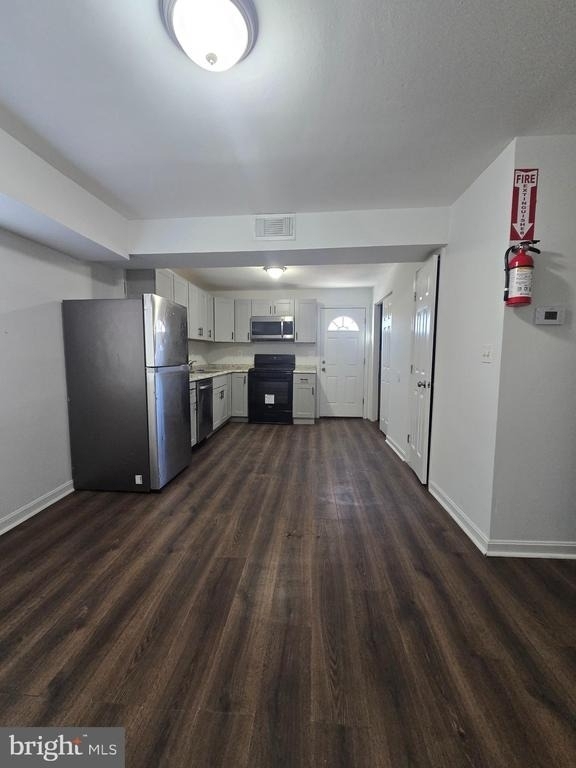 520 56th Street Ne - Photo 4