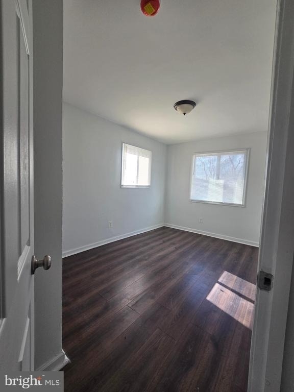 520 56th Street Ne - Photo 12