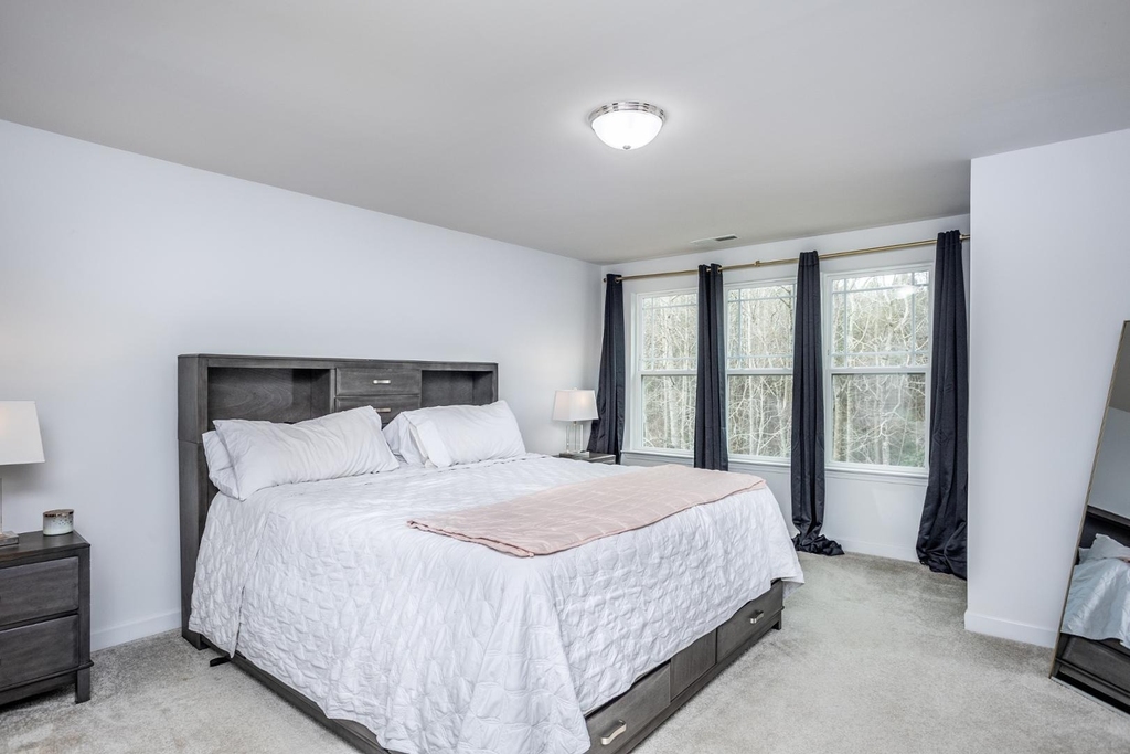 264 Wembley Drive - Photo 11