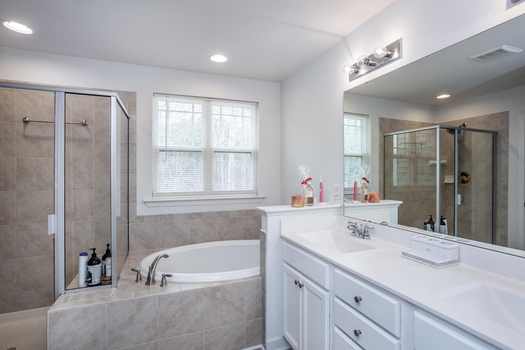 264 Wembley Drive - Photo 13
