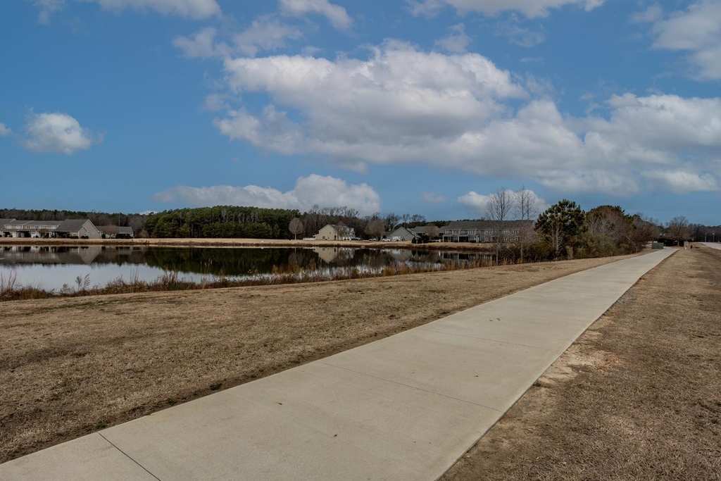 264 Wembley Drive - Photo 21