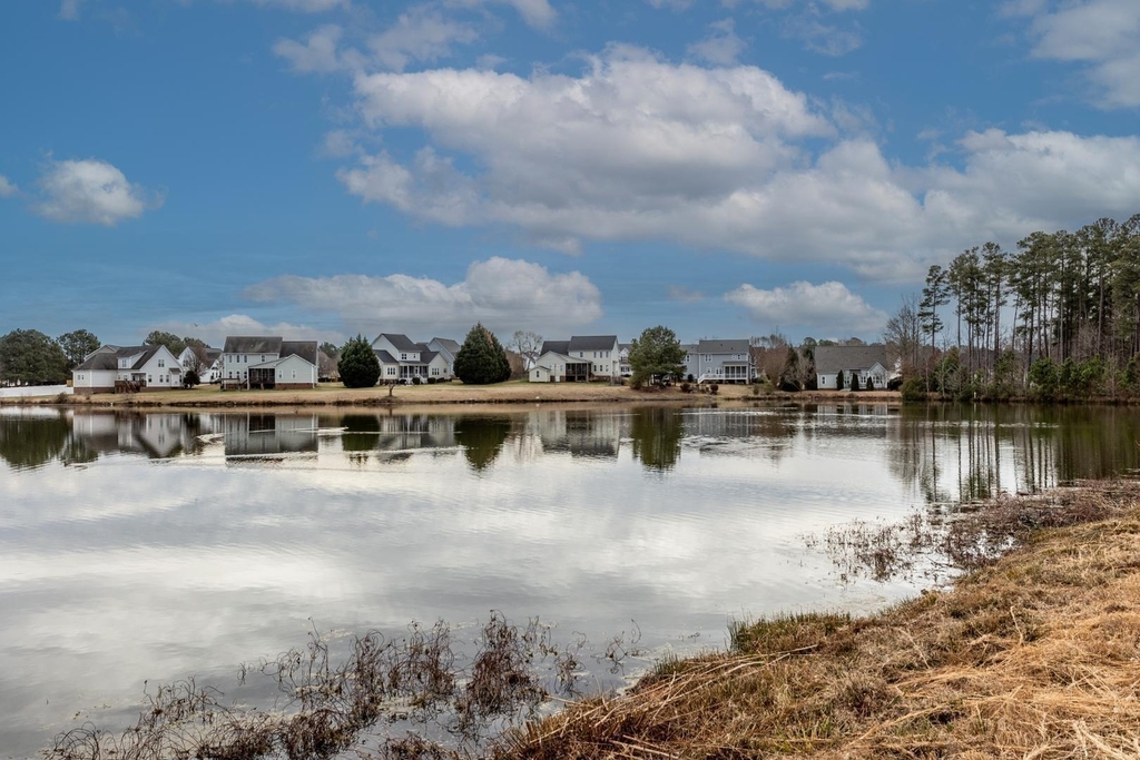 264 Wembley Drive - Photo 22