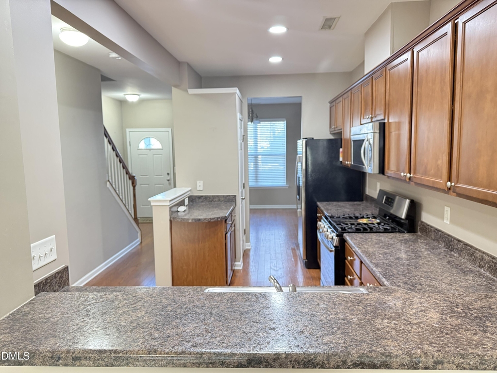 3102 Berkeley Springs Place - Photo 7