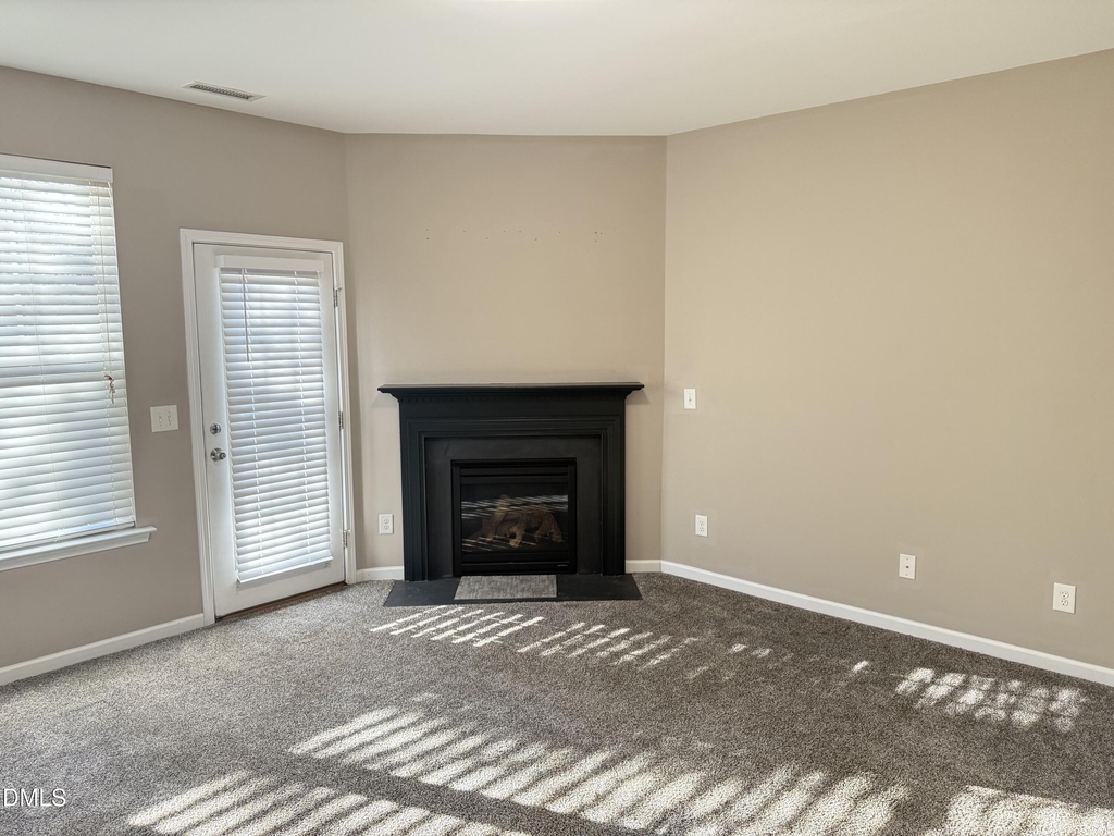 3102 Berkeley Springs Place - Photo 6
