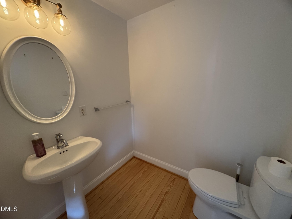 109 W Main Street - Photo 6