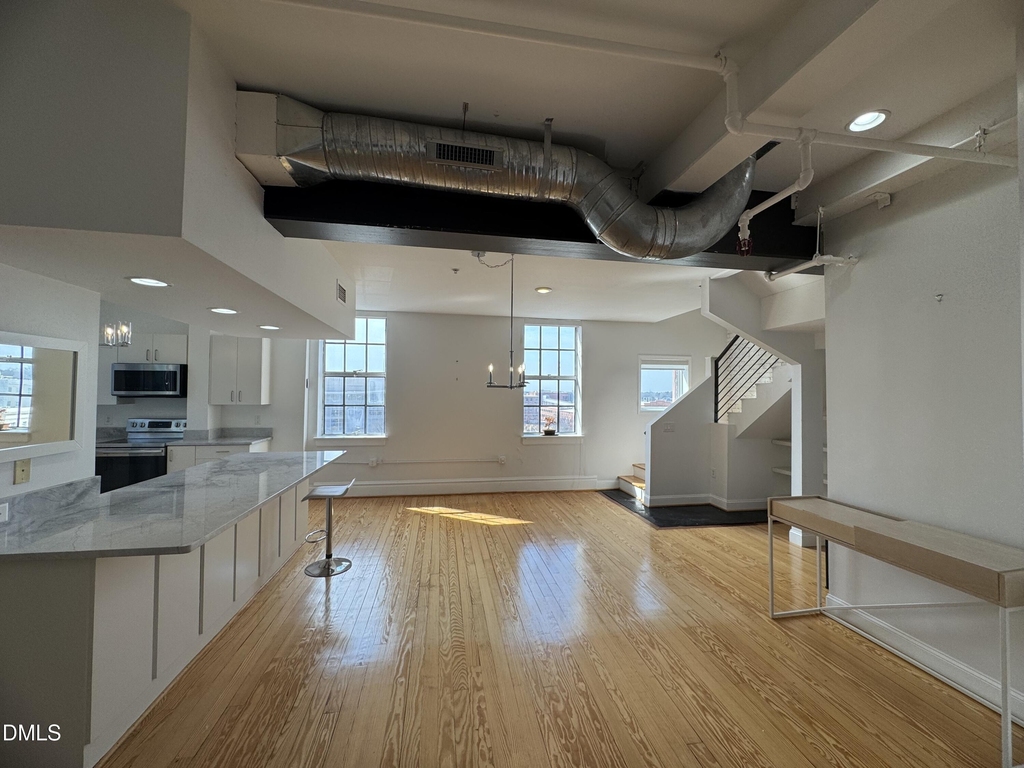 109 W Main Street - Photo 3