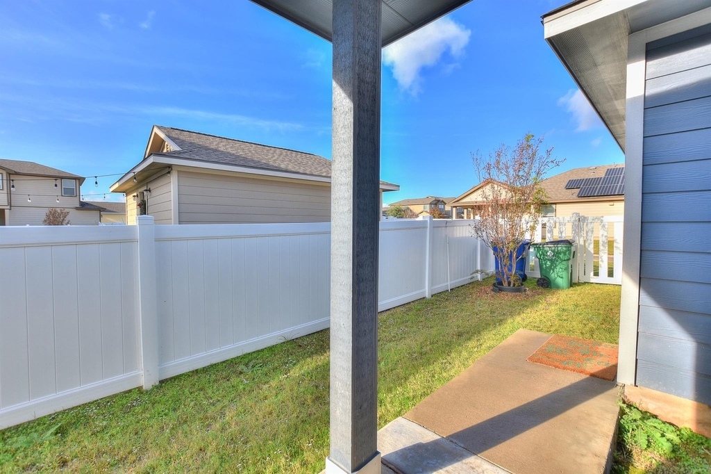 404 Craters Of The Moon Blvd - Photo 20