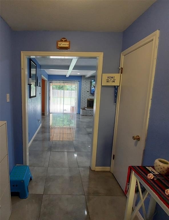 2303 Dover Rd - Photo 1