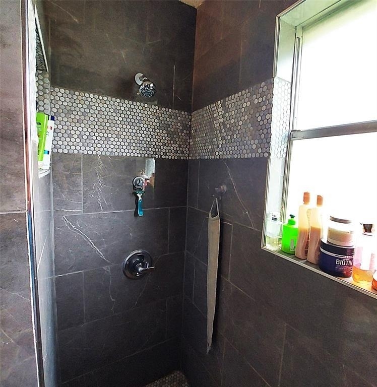 2303 Dover Rd - Photo 7
