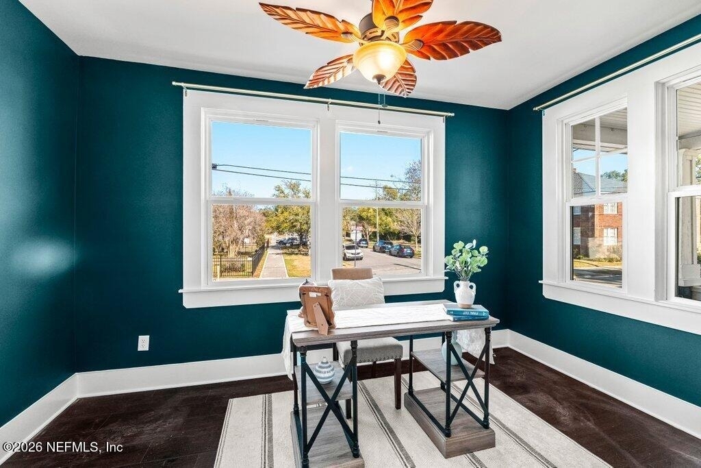 2843 Oak Street - Photo 37