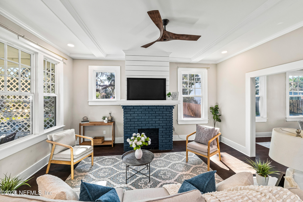 2843 Oak Street - Photo 83