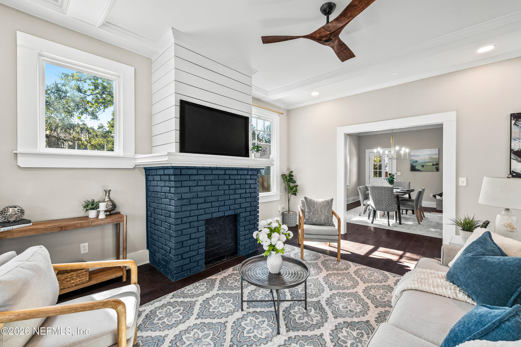2843 Oak Street - Photo 17