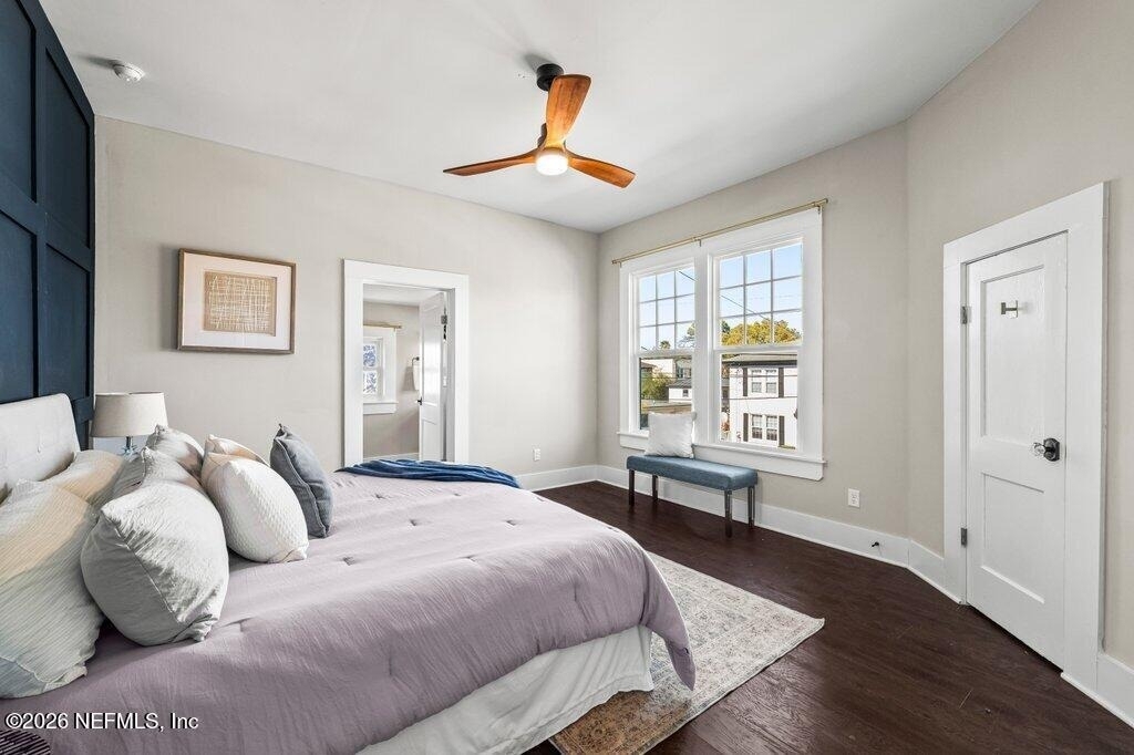 2843 Oak Street - Photo 45
