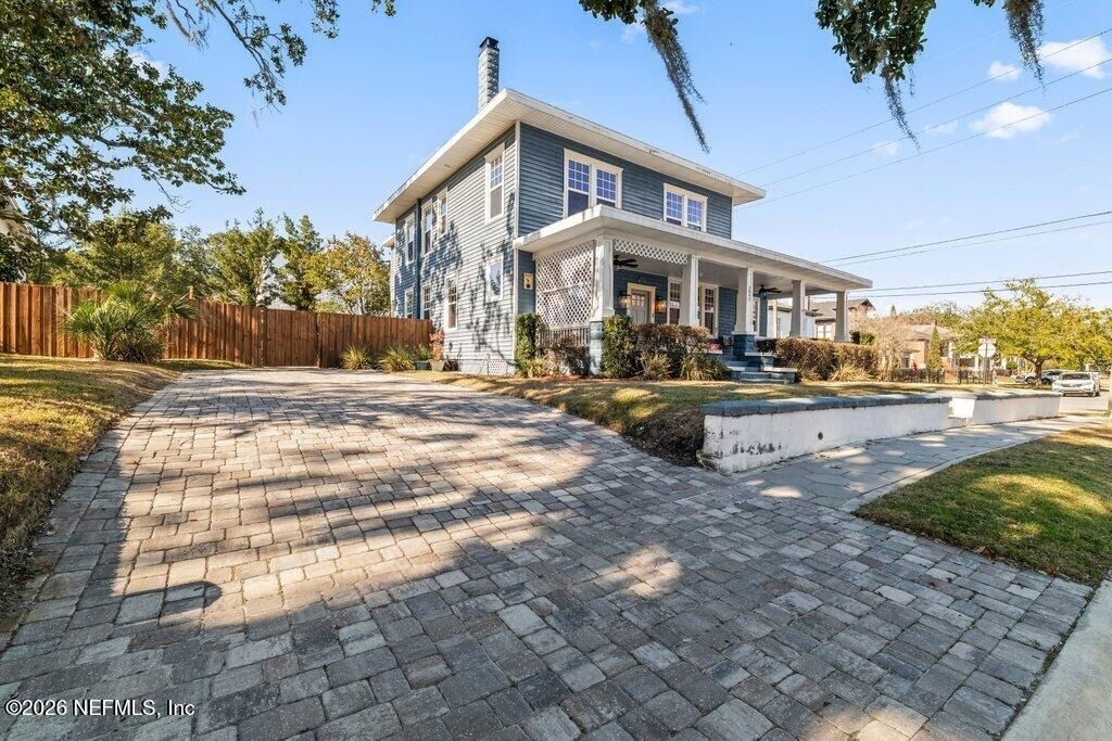 2843 Oak Street - Photo 8