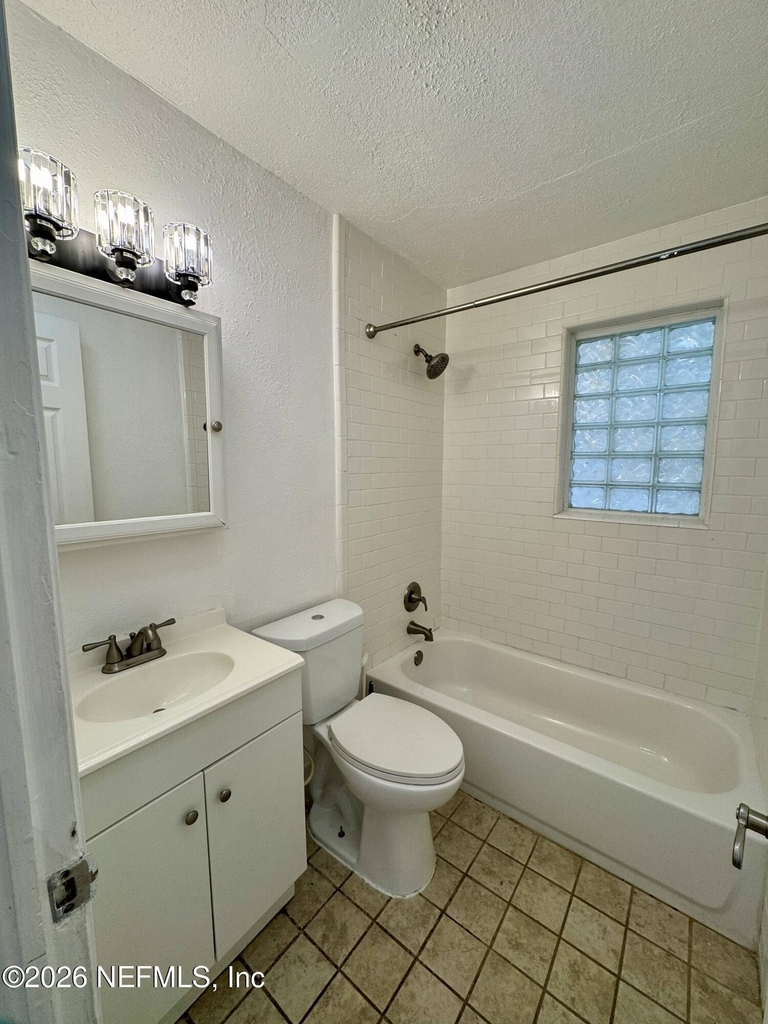 288 Boylston Avenue - Photo 19