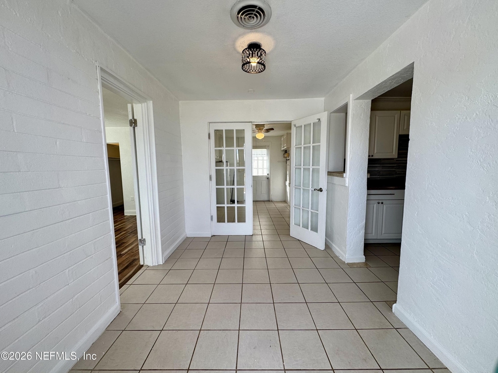 288 Boylston Avenue - Photo 3