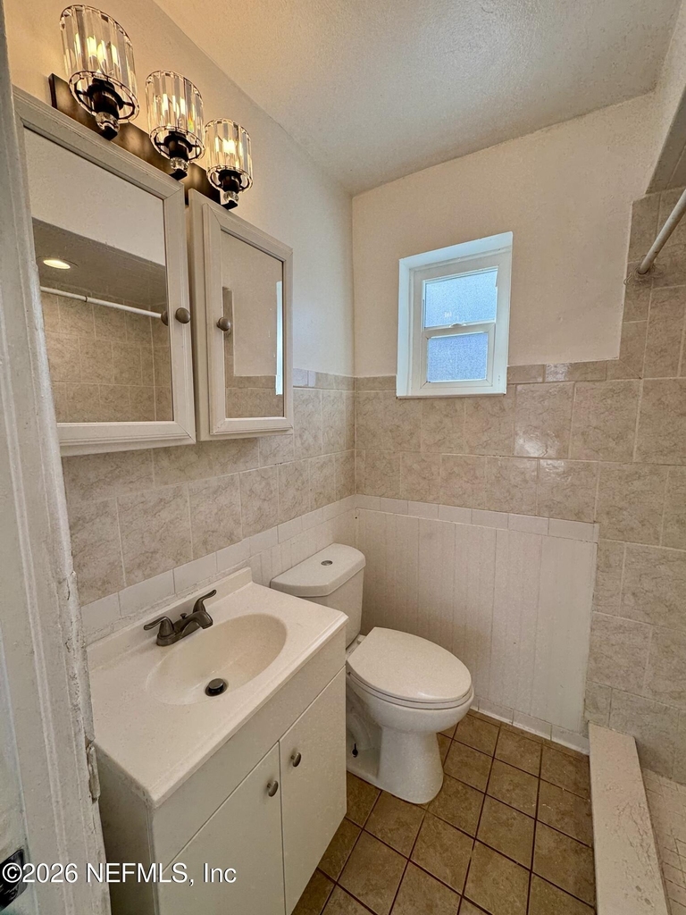 288 Boylston Avenue - Photo 9