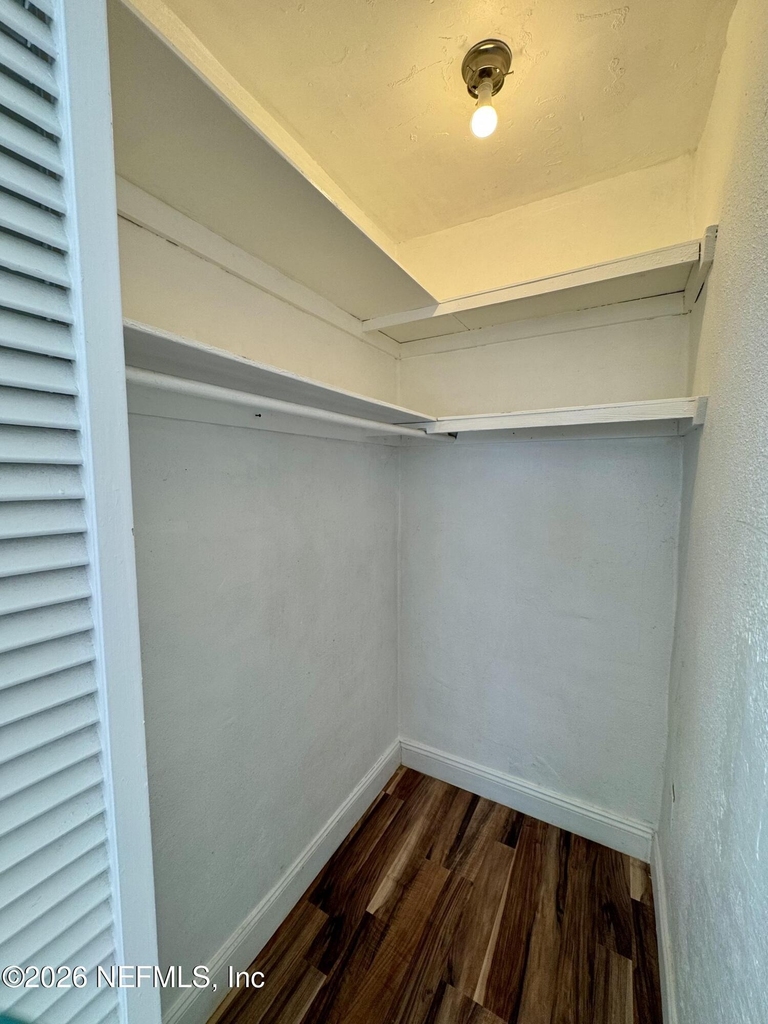 288 Boylston Avenue - Photo 10
