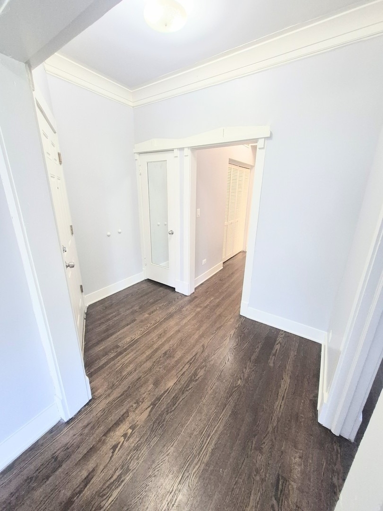 6210 S Eberhart Avenue - Photo 10