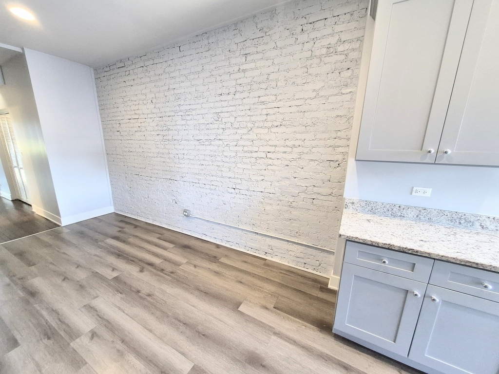 6210 S Eberhart Avenue - Photo 7