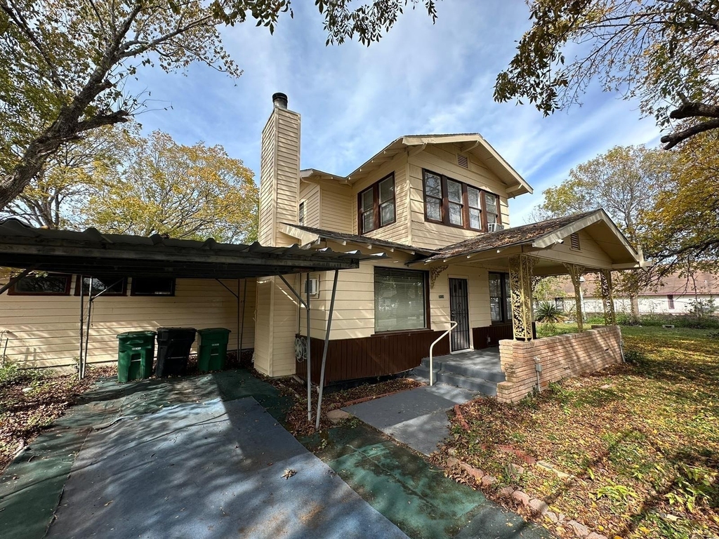 6818 Stearns Street - Photo 0
