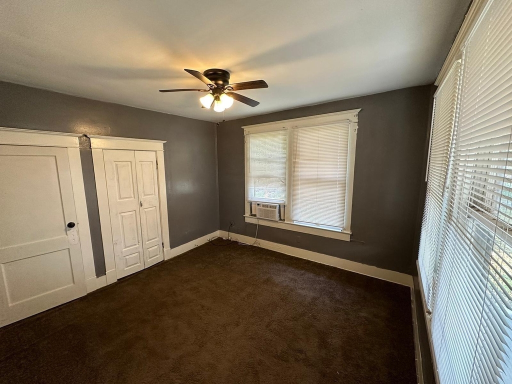 6818 Stearns Street - Photo 7