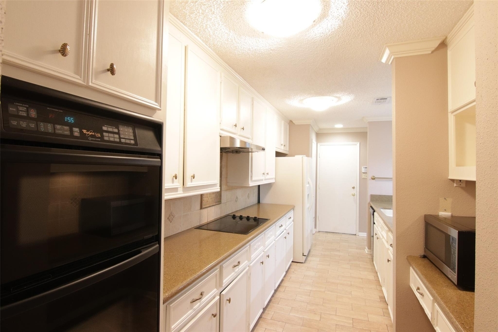 2602 Rice Boulevard - Photo 6