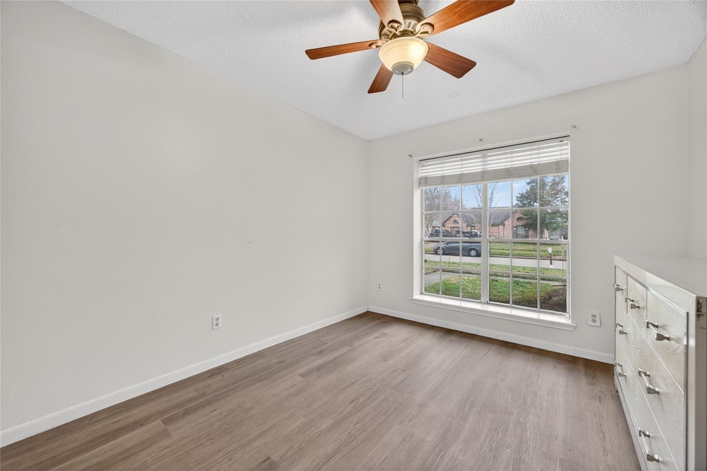 1035 Cascade Creek Drive - Photo 32