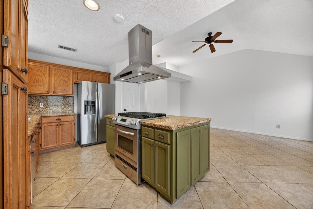 1035 Cascade Creek Drive - Photo 14