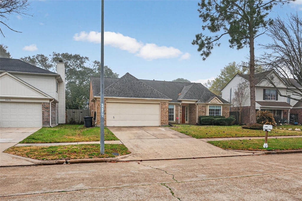 1035 Cascade Creek Drive - Photo 1