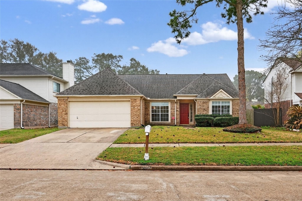1035 Cascade Creek Drive - Photo 0