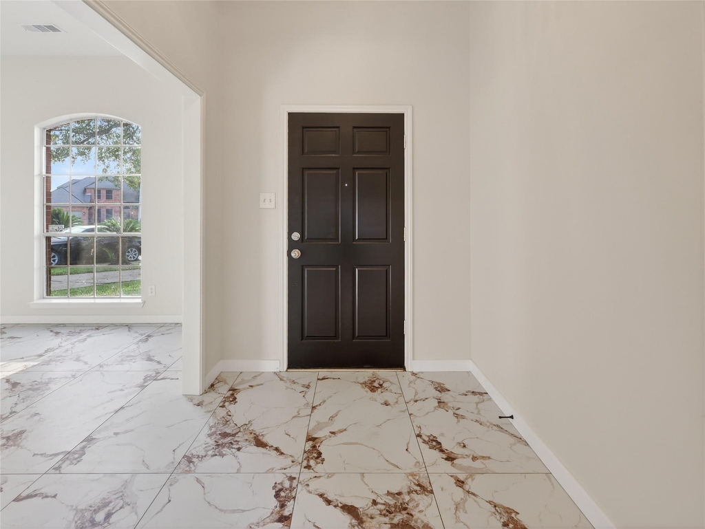 4418 W Thunderwood Circle - Photo 1