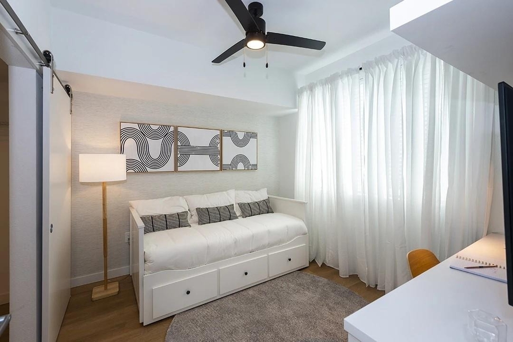 18036 Park Row - Photo 7
