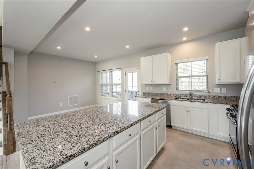 6404 Bilberry Alley - Photo 9