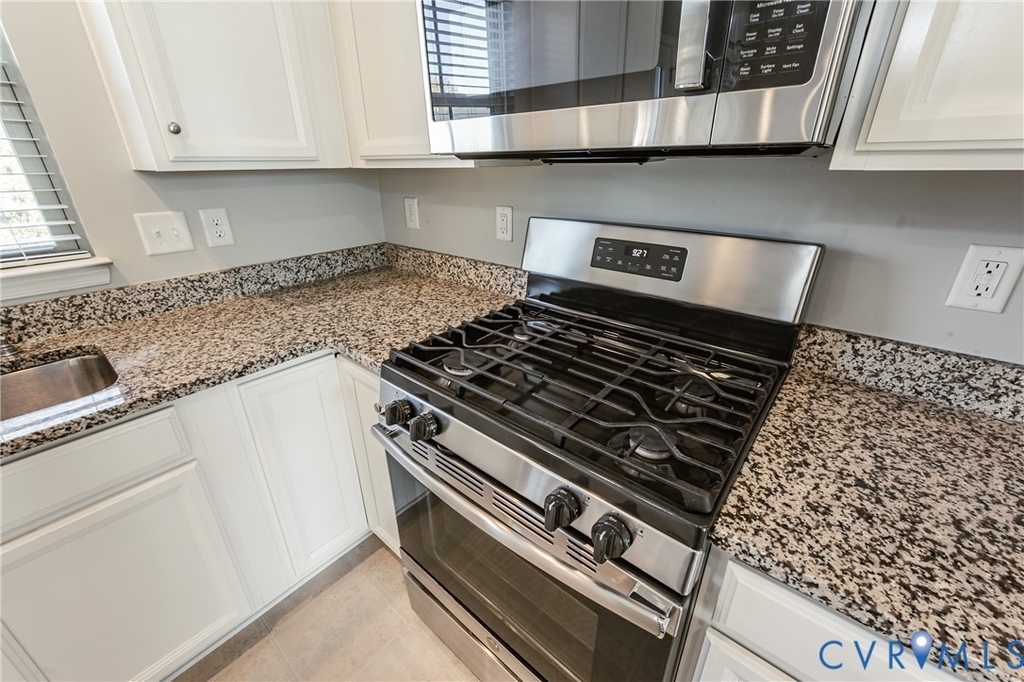 6404 Bilberry Alley - Photo 10