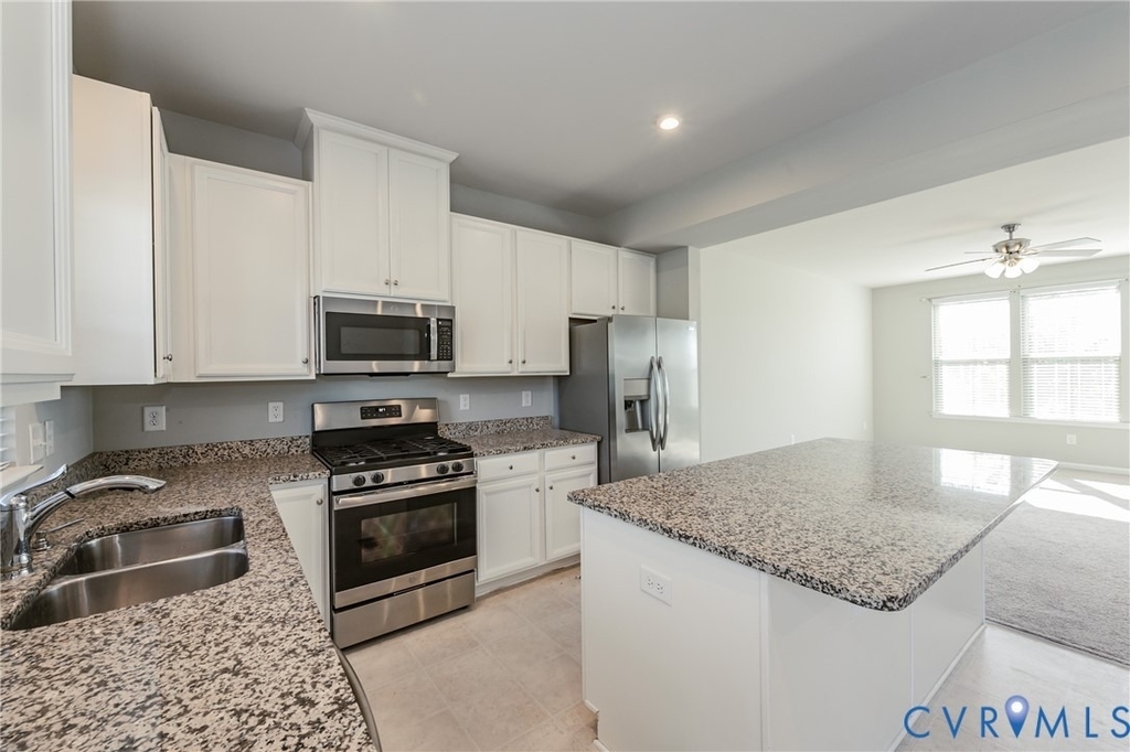 6404 Bilberry Alley - Photo 8